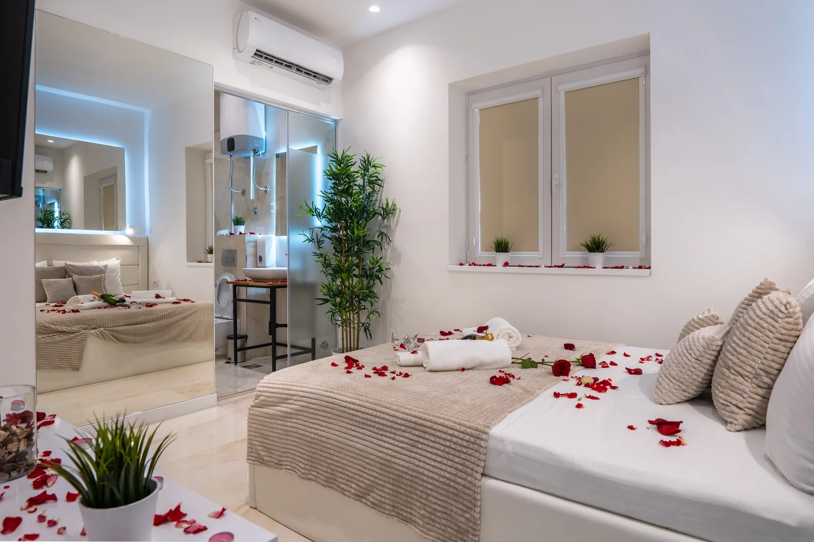 Deluxe Double Studio - 1